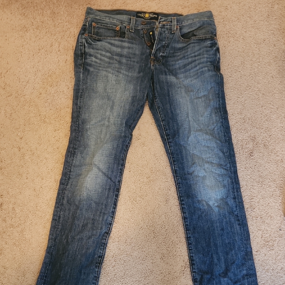 Lucky Brand Men’s Skinny Jeans in Faded Blue Wash